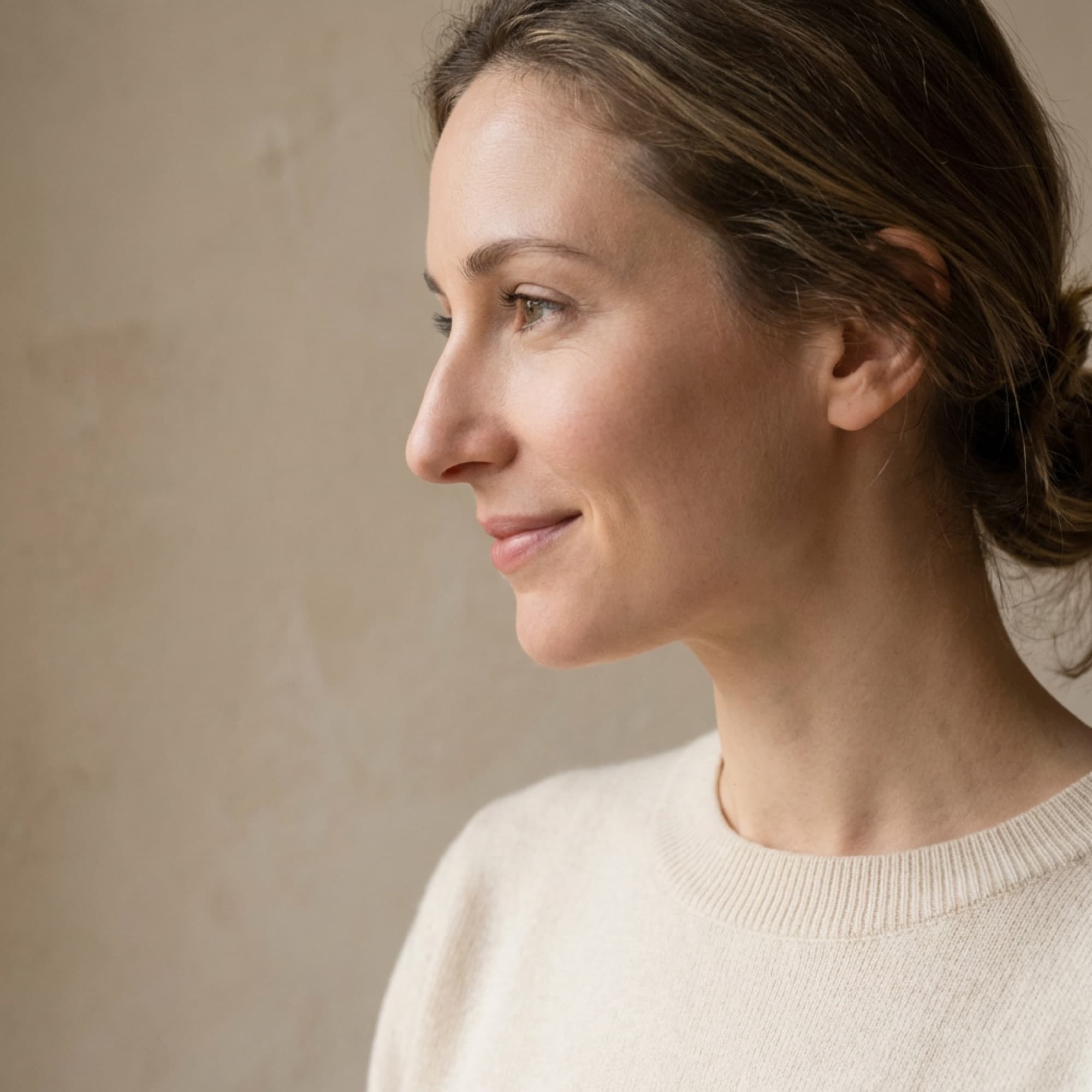 Rhinoplastie médicale : l'alternative sans chirurgie qui séduit à Paris - Traitements du Visage