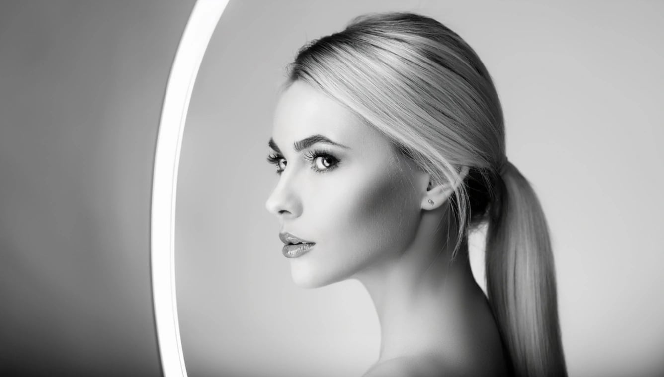 Ovale du Visage - Injections d’acide hyaluronique pour traiter l’ovale du visage - Médecine esthétique à Paris 12
